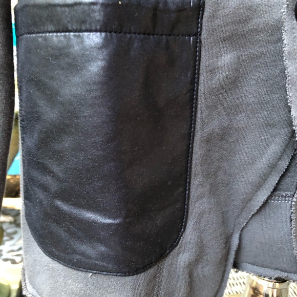 Unconditional Blazer - Picture 5 of 7